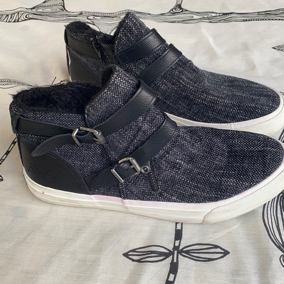 blowfish mojo sneaker